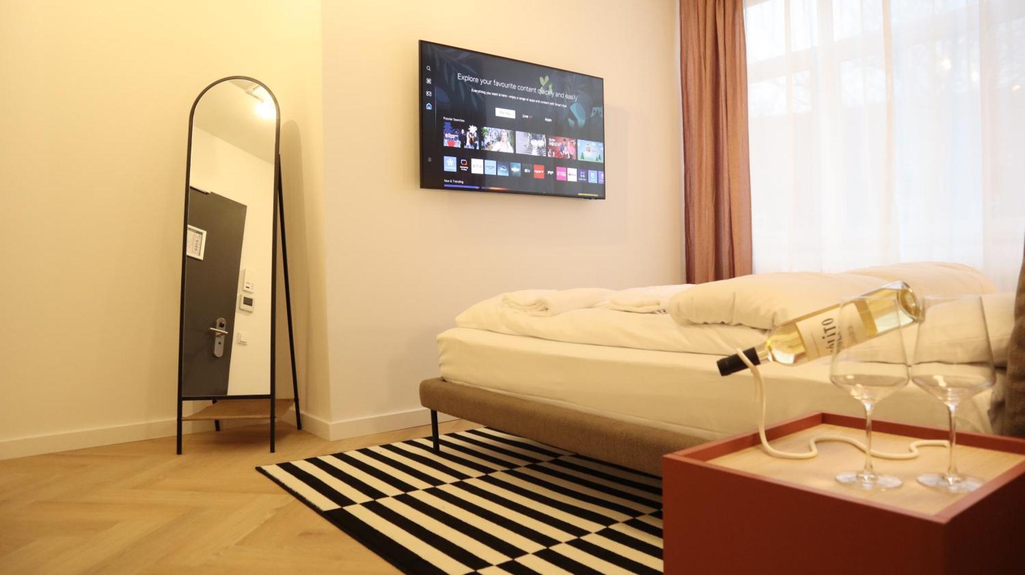 Stayzz By Homyzz - Modern Studios Alsterdorf -Winterhude- Stadtpark Hamburgo Exterior foto
